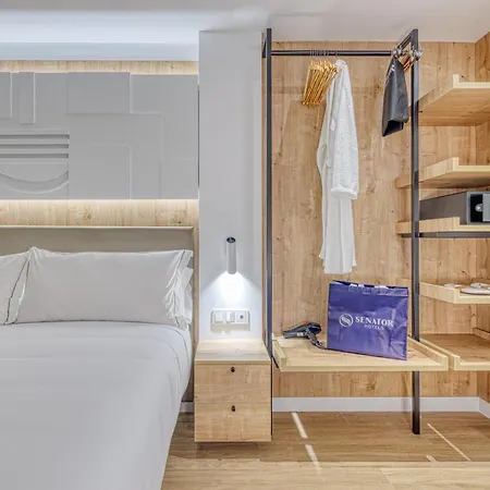 Hotel Senator 4*